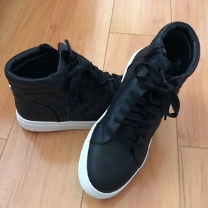 Steve Madden Sneakers